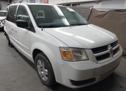 Raport pojazdu dla VIN 2D4RN4DE5AR405285 - Obraz 1