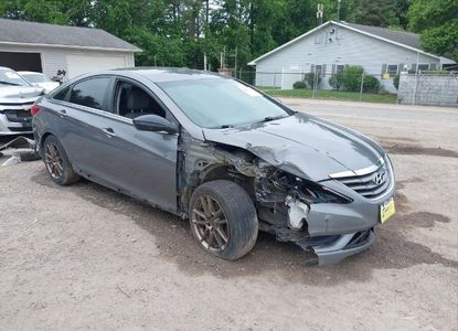 Vehicle Report for VIN 5NPEB4AC2BH113454 - Image 1